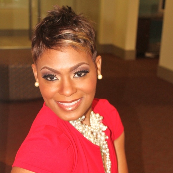 Meet your Posher, Rebecca - Picture 1 of 1